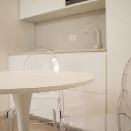 別荘 Dimora Carducci *